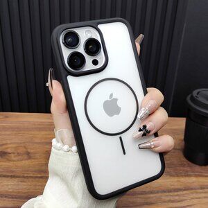 Black & White Frosted MagSafe Case